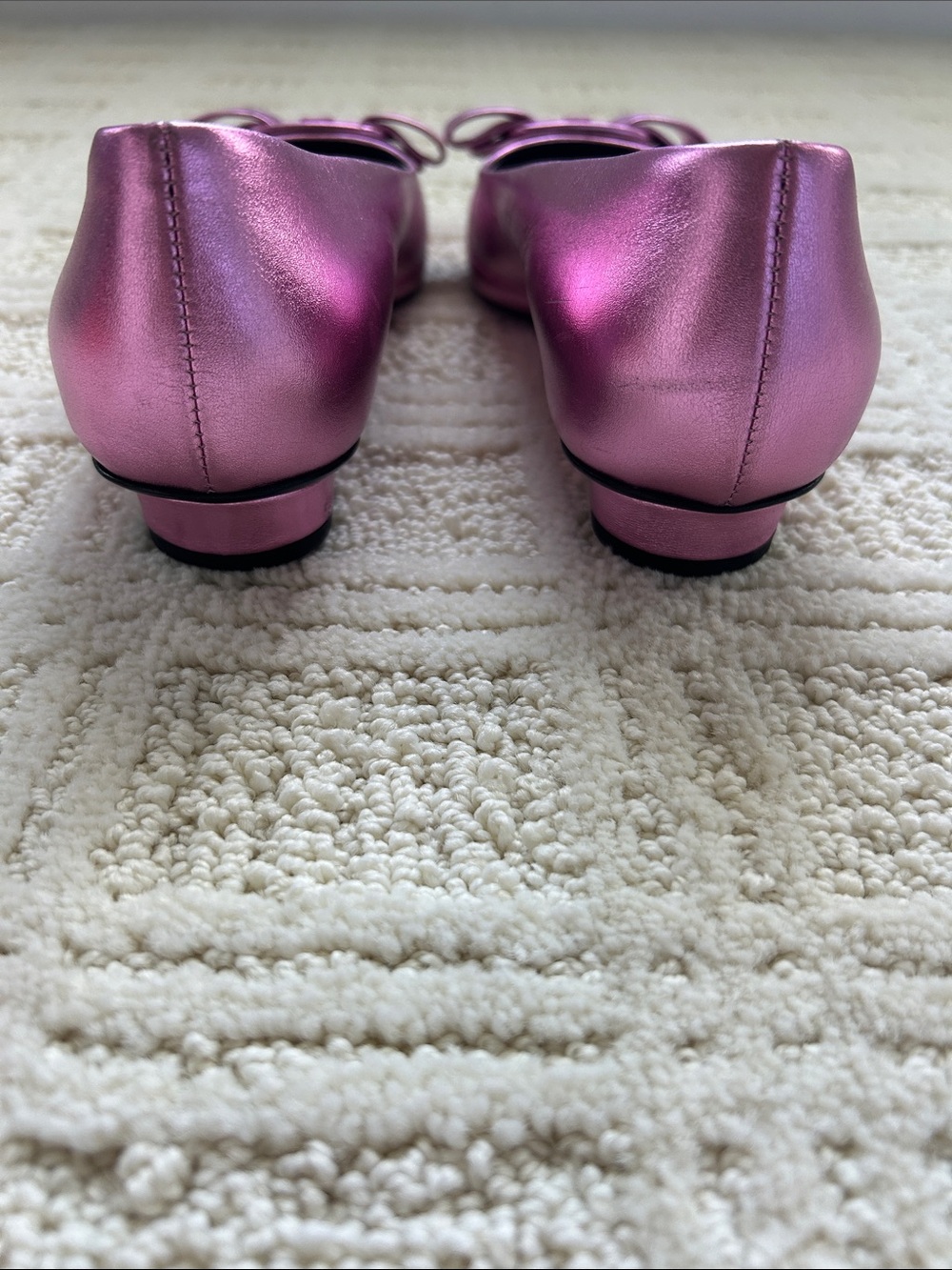 Salvatore Ferragamo Metallic Pink Varina Pointed-Toe Flats - Picture 3 of 6